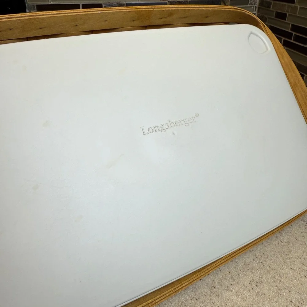 Longaberger 2005 Rectangular Serving Basket w/ Divided Protector & Lid 16.5